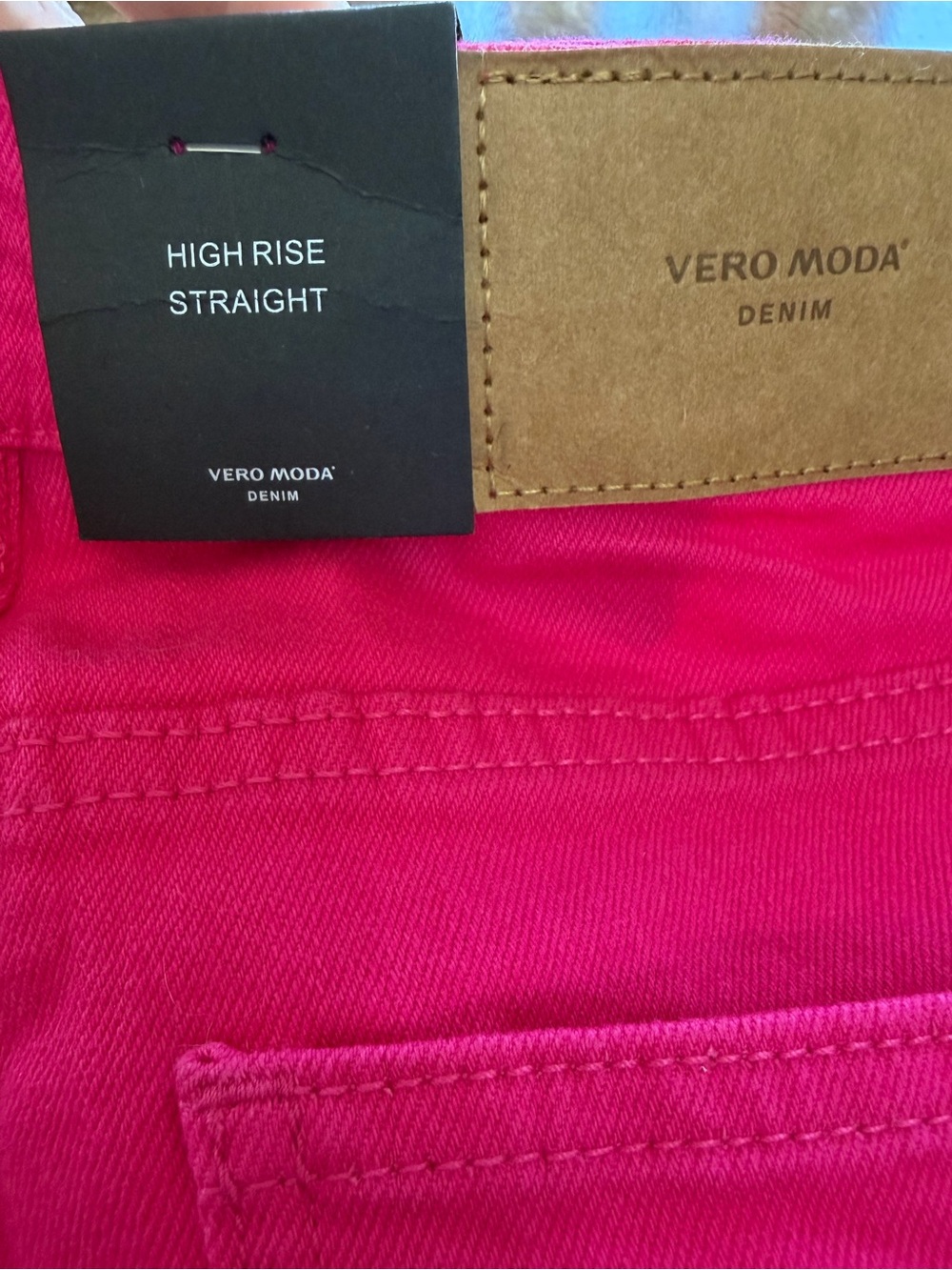 Vero Moda Brenda Hot Pink High Rise Straight Jeans NWT 27x32 - Picture 7 of 11
